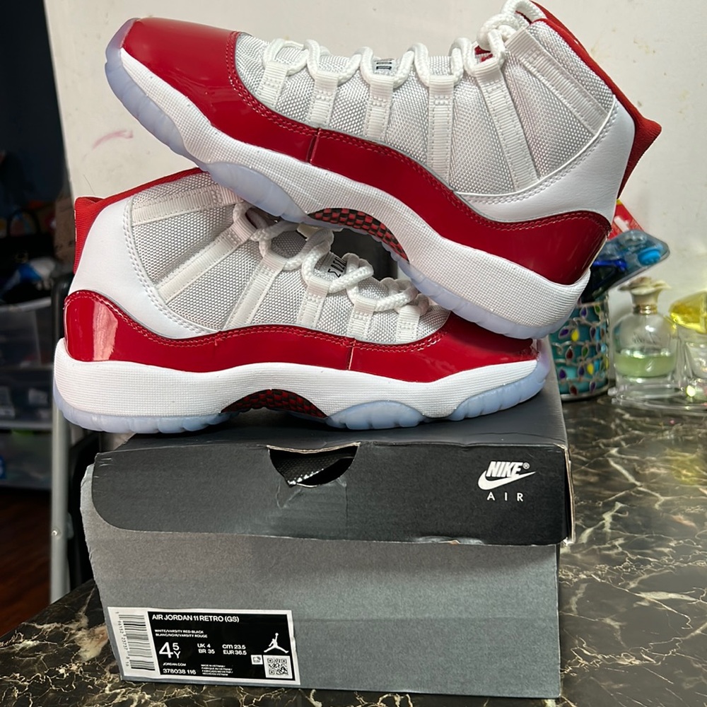 Jordan 11